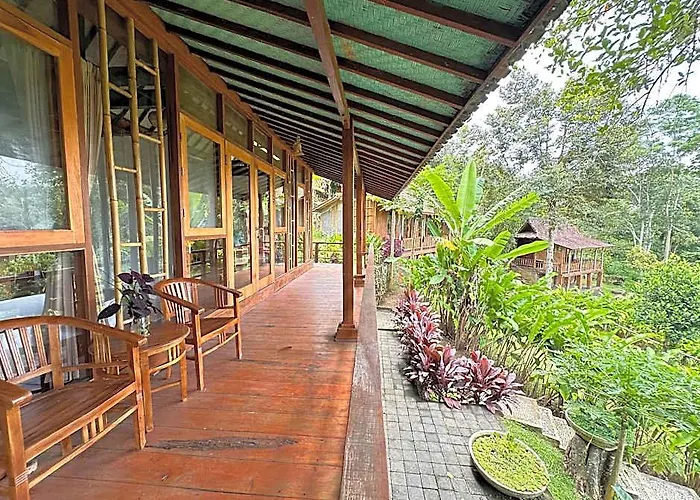 ホテル Sang Tirta